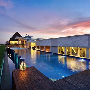 Mega Boutique Indonesien