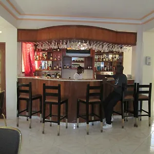 Otel Tabarre 's Palace, Port-au-Prince